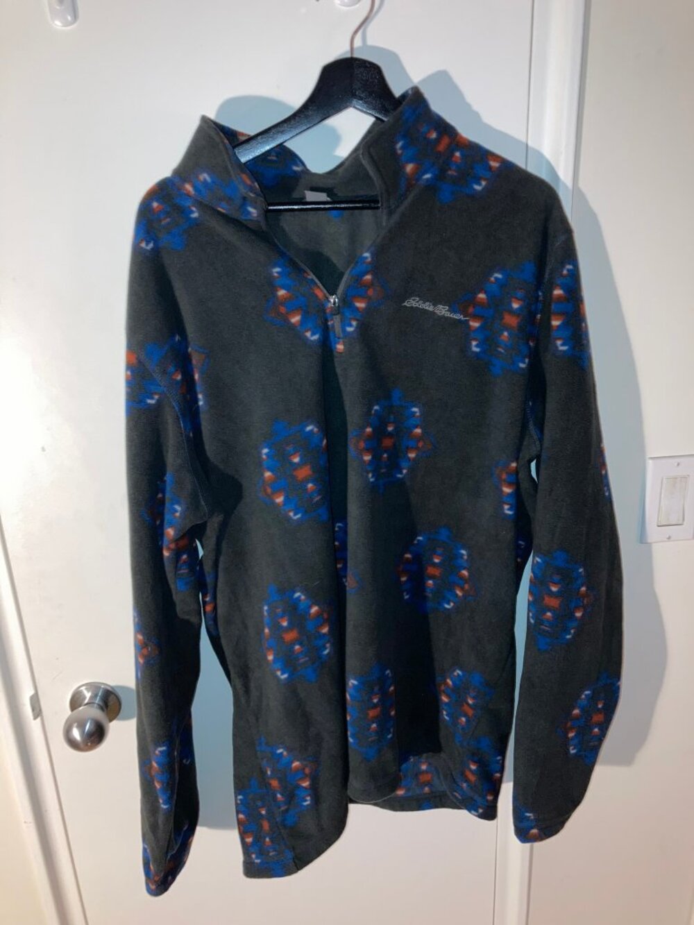 Men's Eddie Bauer TXL Fleece 1/4 Zip Jacket Gray & Aztec Pattern MINOR DEFECT